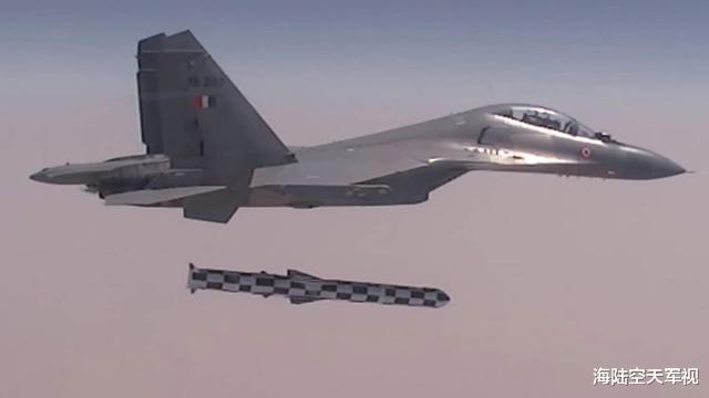 印度@印度抬出一代神器：准许布拉莫斯导弹对我方打击，但三哥忘了远火