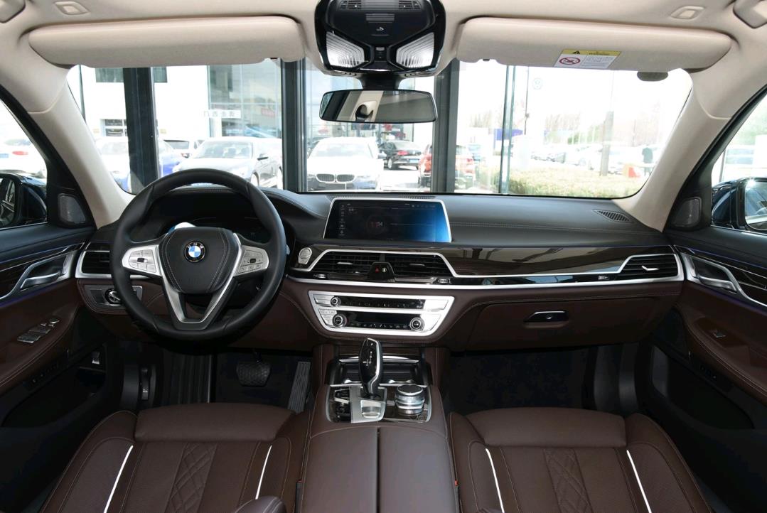 【宝马730li】28岁小伙喜提新款宝马730Li，动力很满意，我这个价格买贵了吗？