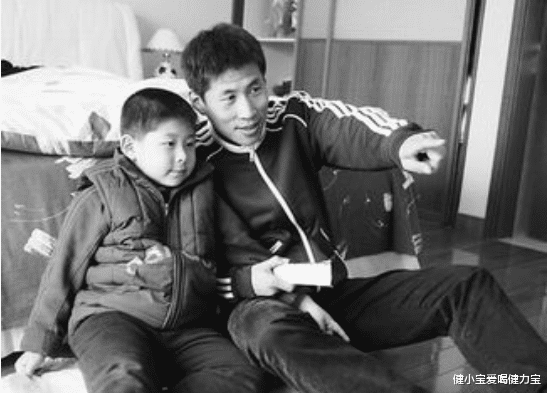 『青岛市』陈刚：带队获得青岛足球首个全国冠军，摘牌大会被申花截胡替郝伟