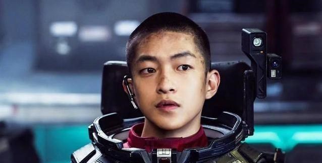 吴京|吴京捧出“白眼狼”，大红后竟反咬一口，如今无戏可拍跌入低谷！