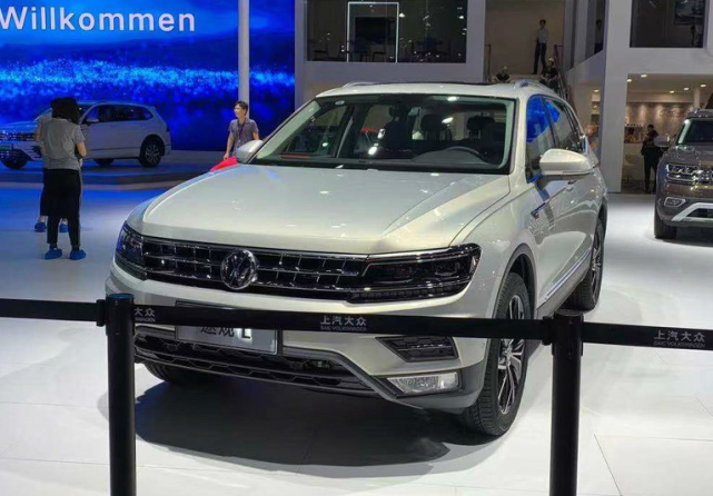 『别克君越』德系SUV的“遮羞布”被揭开，销量下滑9成，神车形象一去不返