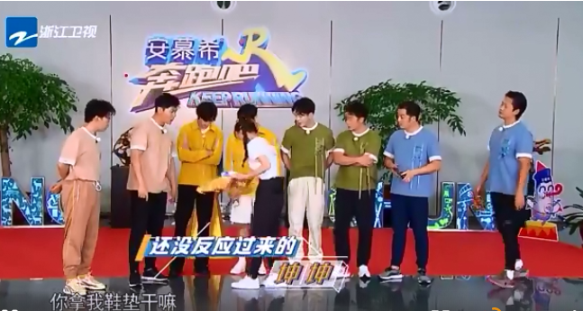 中餐厅第四季|全国收视率出炉，《奔跑吧》夺冠，《中餐厅4》首播排名很意外！