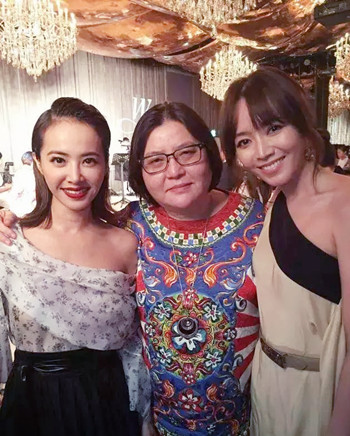 隐秘的角落|周杰伦早年参加侯佩岑节目不敢看她，讲几句忍不住笑，喜欢藏不住