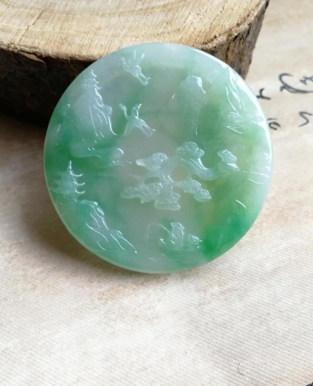 『翡翠』这10种玉石和翡翠极其相似，行家都经常看走眼，你会分辨吗？