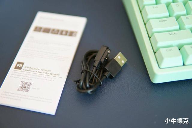 苹果|撞脸苹果，99元的智能手表能给你快乐么？