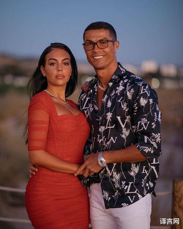 瓦格纳|C罗求婚成功！晒同框照含蓄“官宣”订婚，乔治娜大喊“愿意”