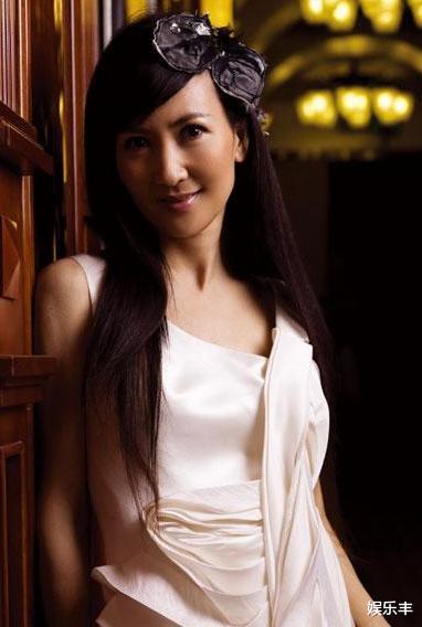周慧敏■这几位明星都美若天仙，却没有生孩子，你觉得谁最美