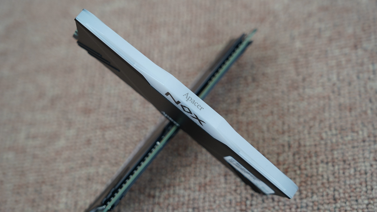 iOS|开学季买笔记本还是台式机？也许组台ITX小钢炮是不错的选择