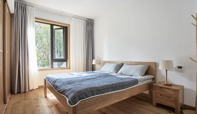 []她家全屋都用原木材料，打造出禅系风格，幽静的让人想放空一切！