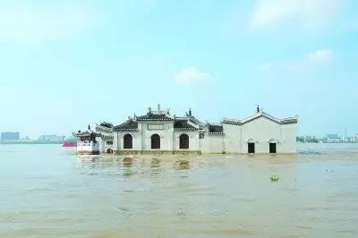 世界华人周刊|洪水来袭，安徽900年古城墙再显神威：古代抗洪防涝设计有多强？