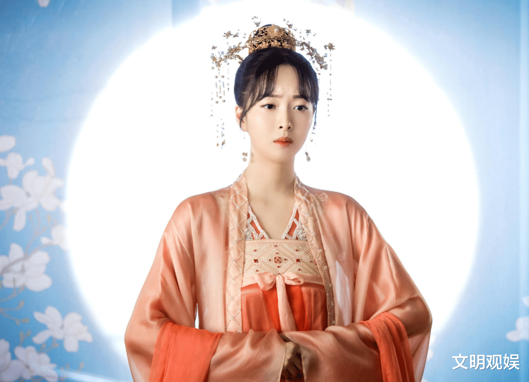 陈靖可▲又一部甜宠剧走红，上线13天播放量近五亿，连追十集不过瘾！