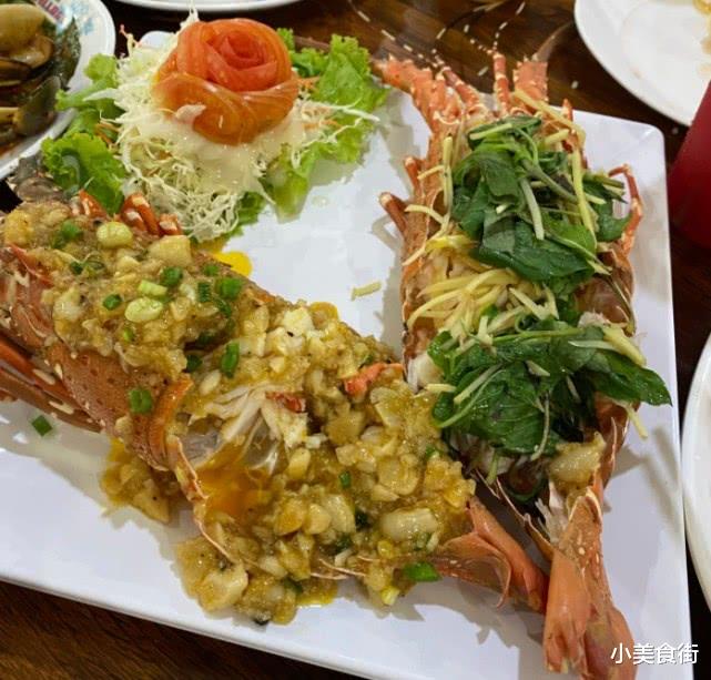 『泰国旅游』去泰国旅游吃“大龙虾”，没忍住连点5只，结账时放下500元却被拦住了