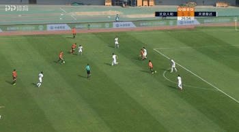 里卡多·高拉特■足协考虑归化吗？高拉特若无缘国足，最佳替身浮现！他获赞加强版孔卡