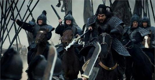 「张飞」张飞的丈八蛇矛，按照东汉的尺量，高达4