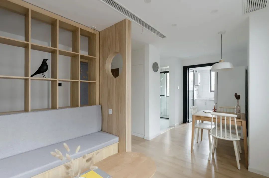 |54㎡复式小户型，原来蜗居也有春天，改造效果堪比豪宅！