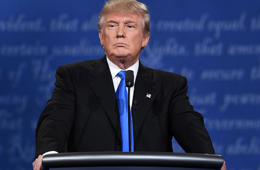 [伊朗]伊朗数千枚导弹从天而降，美航母惨遭袭击，鲁哈尼回应亮了！