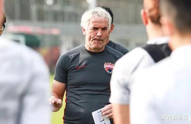 「河南建业」建业虎口夺食未成 天海借尸还魂?细思极恐!韩国铁卫赴深足试训