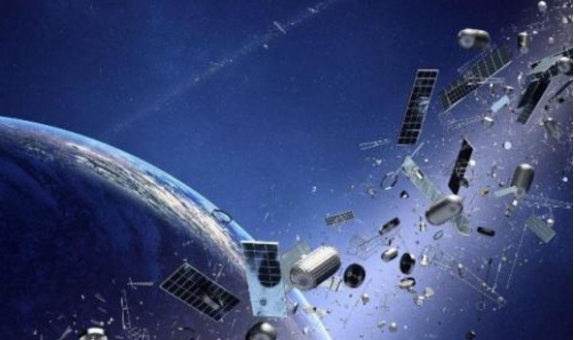 月球|只有12名宇航员成功登月，月球上为何有近187吨垃圾？垃圾哪来的