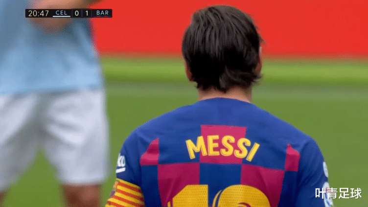 「梅西」梅西乐疯了!狂奔拥抱苏牙,再送超级助攻:对方11人全被骗