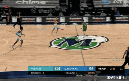 曼联|双双驱逐！开赛至今最火爆冲突 第一武将挑战兄弟俩 队友捂嘴偷笑