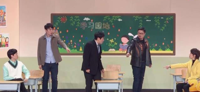 春晚|他6次上春晚却3次失误，每次失误都成经典，网友：你不红谁红