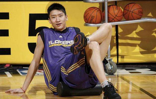 孙悦▲姚明为何会对孙悦说：敢走出这个门，我让你打不了球的话语？