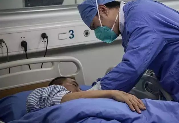 枸杞：男子不痛不痒，查出肝癌，提醒：一个习惯做太久，肝脏怎受得了