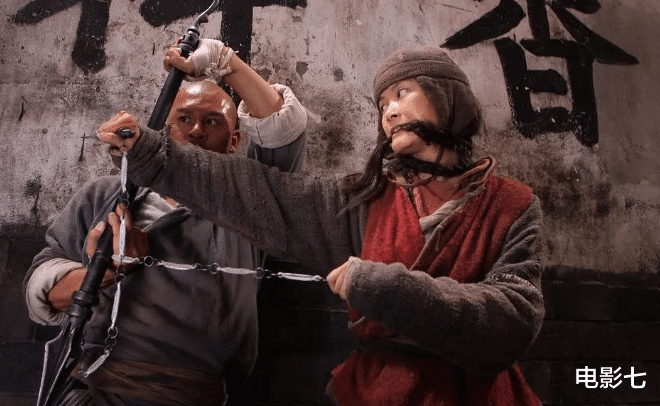 十月围城|几十位明星参演，横扫16项大奖，这部经典国产片，被央视反复重播