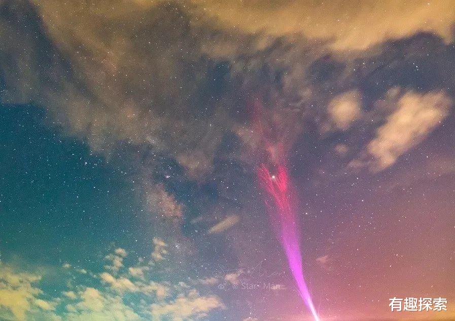 颜宁|大西洋风暴“劳拉”上方现巨型喷流， 蘑菇状，向太空边缘飞去