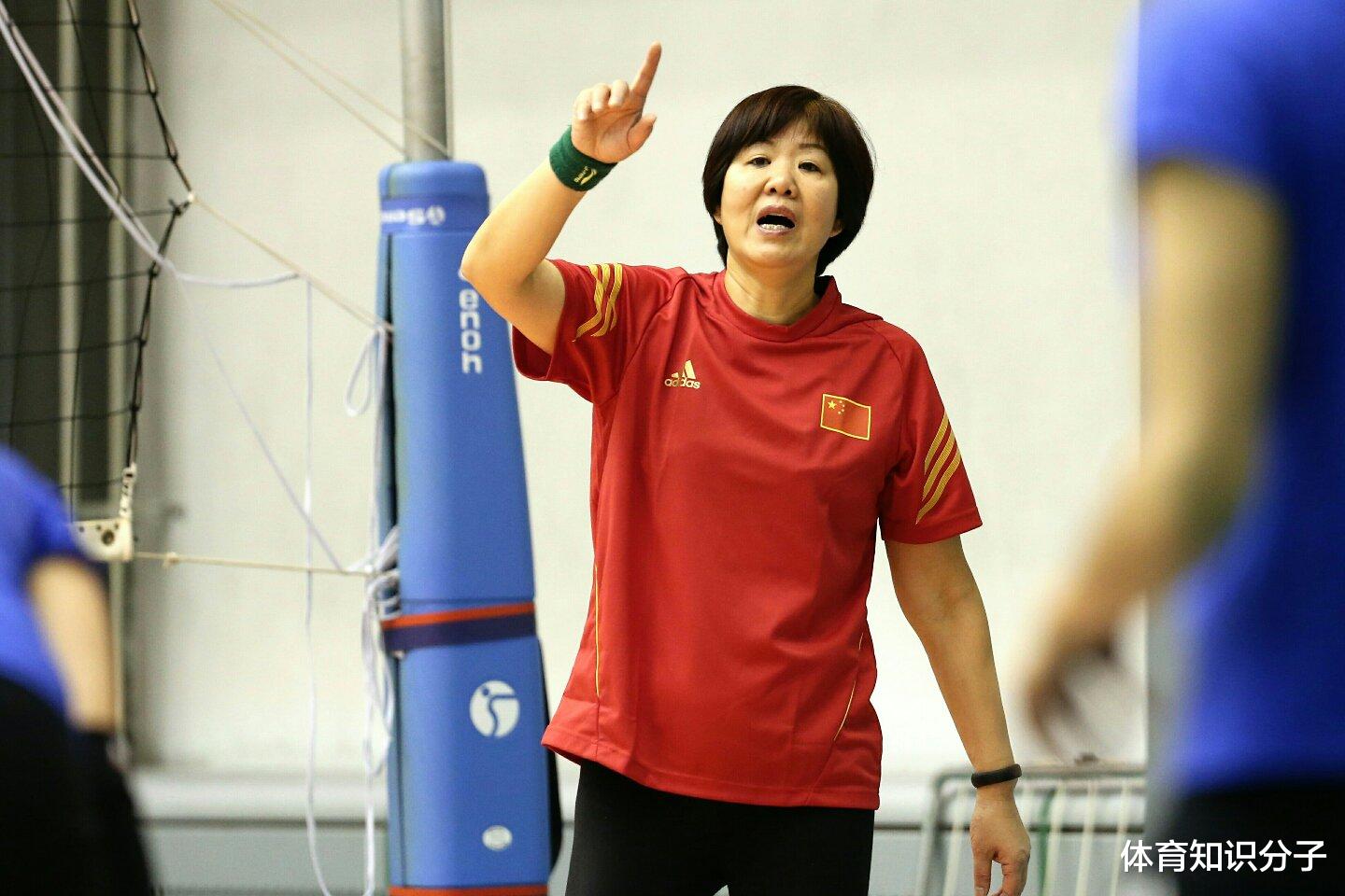 [女排]女排00后“四驾马车”！国家队未来主力出炉，朱婷的接班人出现了