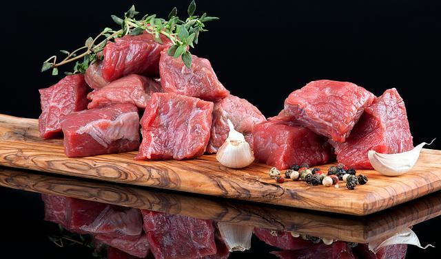 疾病：高尿酸的“真凶”找到了，医生直言：不想肾脏衰竭，4种食物少吃