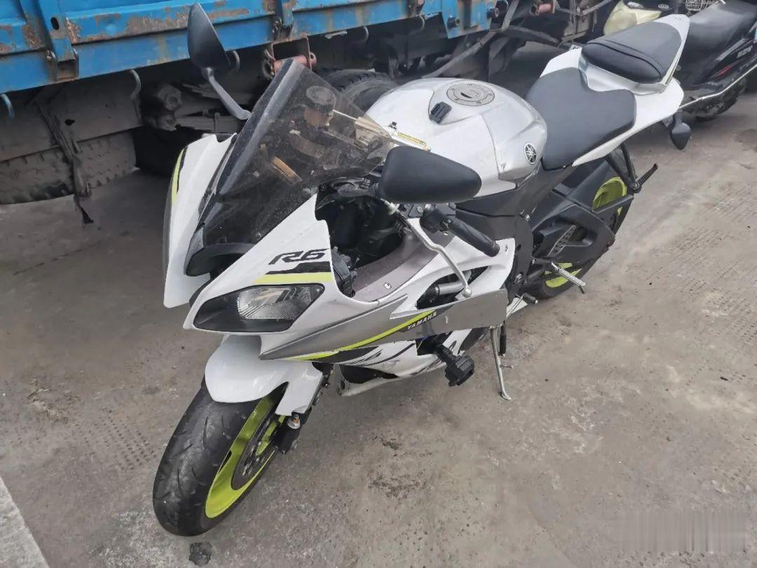 杭州日报|杭州4名小伙深夜\＂炸街\＂,全部刑拘!