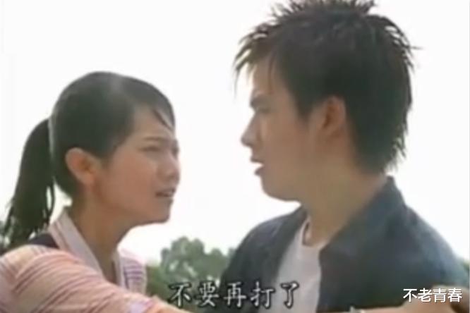 尬舞|16年前的神剧，男主打架全靠尬舞，反派是“尬舞小王子”王耀庆