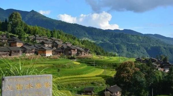 荔波：贵州这条高速的全面开通，造就了沿途更多美景，马上安排吧
