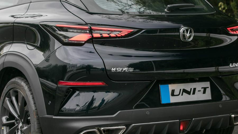 『长安汽车』长安又一“新成员”！蓝鲸1.5T配四轮独悬，比途岳霸气，带国六标