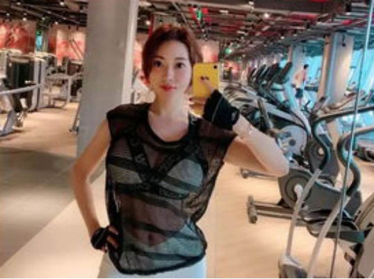 蒋聘婷▲让刘强东“上套”的女人魅力有多大，网友：看身材就知道了