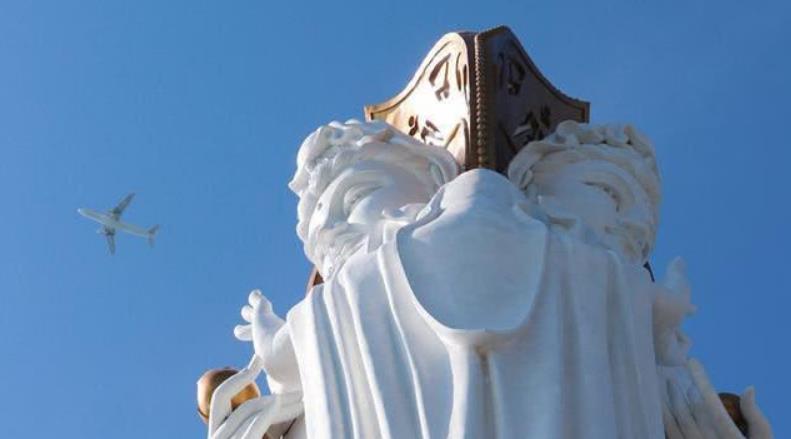 「南海」为什么飞机飞过南海观音像时，都一定要绕一圈，其实并非迷信！
