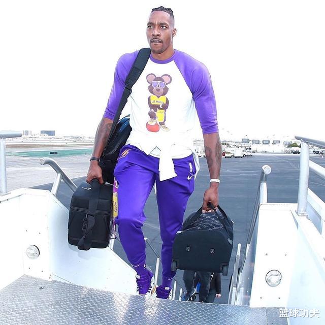 德怀特·霍华德|离谱 霍华德让整个NBA颤抖 还不如退赛!波波维奇怒喷:只有半个脑子吗?