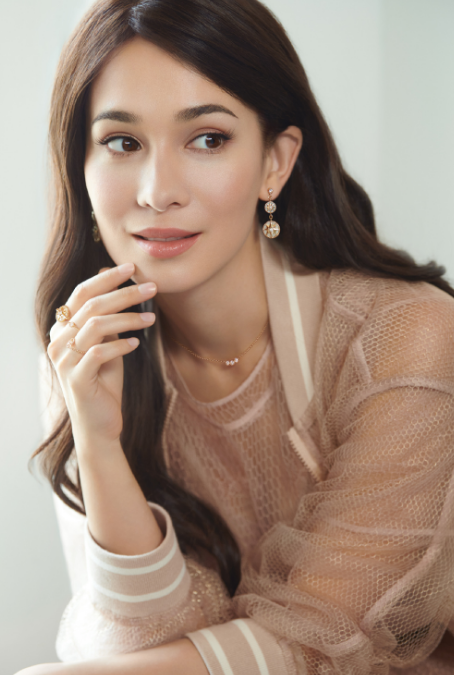 『吴京』当年一个拒绝吴京，一个拯救《战狼2》，如今差距一目了然