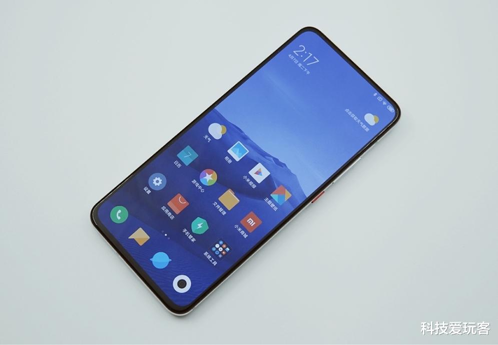 摄像头@成了！三星前置摄像头实现完全隐藏：新机大方现身