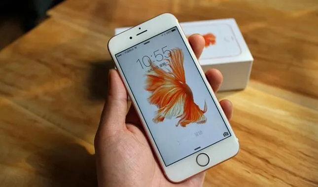 iPhone 6s|钉子户的iPhone6s系列,是靠什么挺到现在?2020年了还会继续用吗?