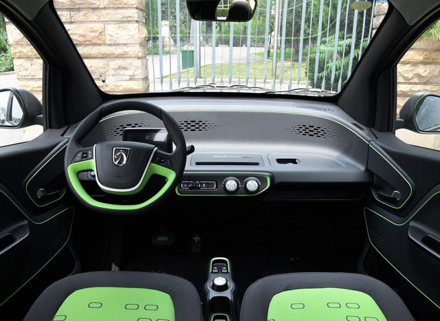 『宝骏e100』3.98w即能圆“汽车梦”，比奇瑞eQ1更强的新能源车，了解一下？