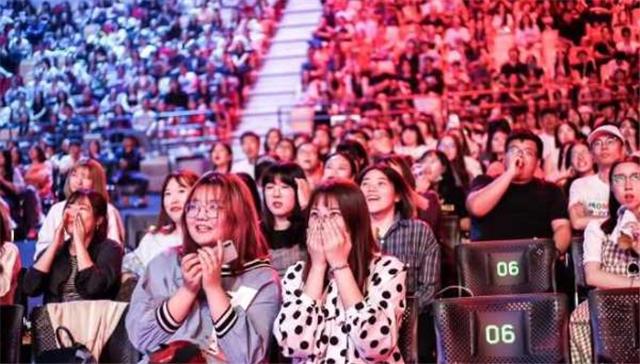 鲁迅■教科书中霍去病没了,鲁迅没了,娱乐明星却出现得越来越多了