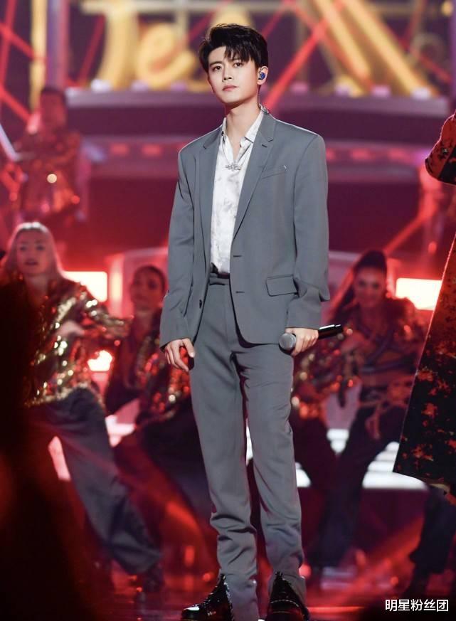 「任嘉伦」都希望他古装半永久，可新剧却扑了，是质量问题吗？