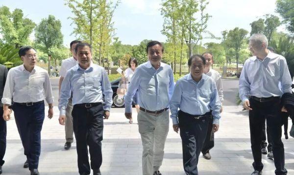 华为|华为再一次越过清北招揽天才，为什么华为对清北这么不感兴趣？