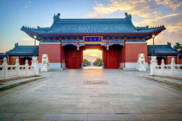 『大学排名』中国最好的100所大学排名,综合五大榜单,考上一所就很了不起!