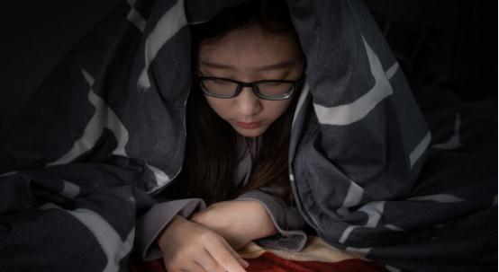 肝脏|放屁过多是排毒还是肝脏预警？世卫组织公布真相，现在知道不算晚