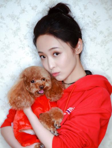 #李曼#热剧“秋蝉”上映引争议，女主被吐槽是混子，事实并没有那么简单