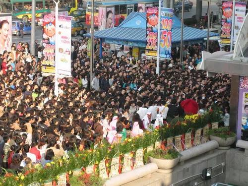 中国信息技术|中国三大电商：京东交家电、天猫商业地产、拼多多集市