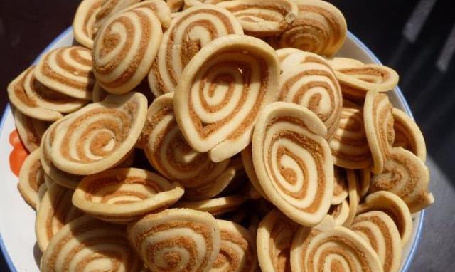 『可乐』30年前的中国零食，赌100瓶可乐，全吃过的至少都有俩孩子了